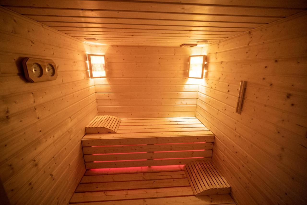 Dom Na Wzgorzu Z Widokiem Na Jezioro Z Balia I Sauna Lipnica  Exterior photo