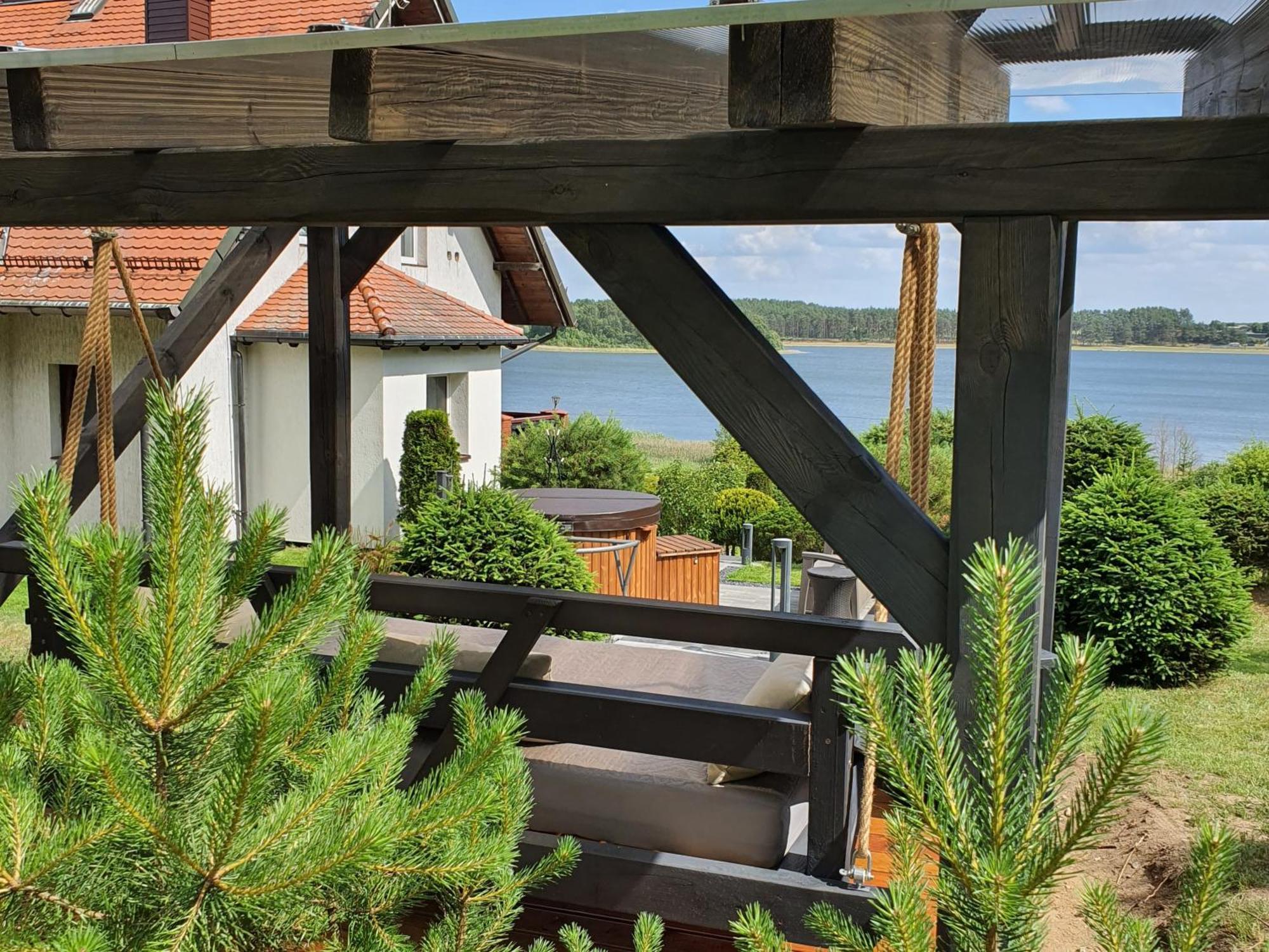 Dom Na Wzgorzu Z Widokiem Na Jezioro Z Balia I Sauna Lipnica  Exterior photo